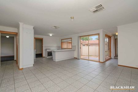 Duplex House - Photo 4