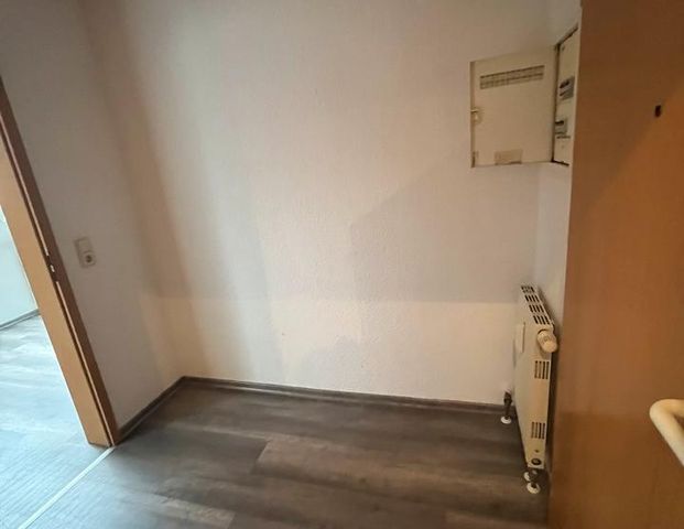 Nachmieter für 1. Raum Wohnung gesucht - Photo 1