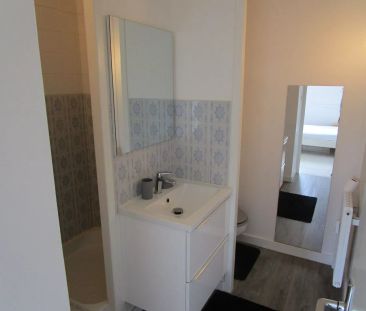 Grand studio avec prêt de meubles - Photo 3