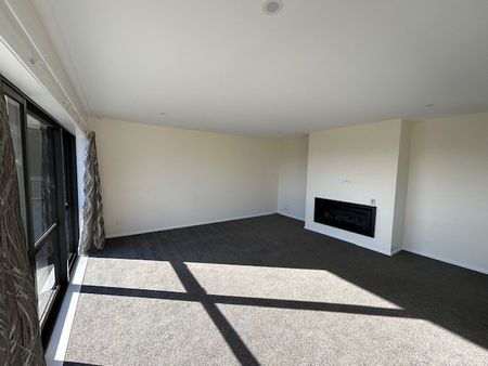 Beautiful Home With View - Te Puke - Photo 4