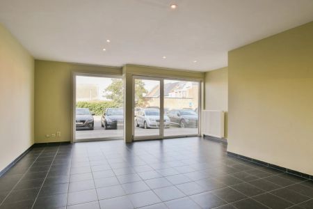 Gelijkvloersappartement te huur te Eernegem - Photo 3