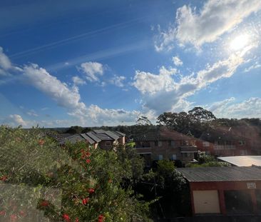 TWO BEDROOM UNIT - MINUTES FROM OATLEY VILLAGE & STATION - Photo 6