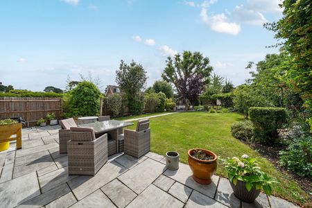 3 bedroom detached house to rent - Photo 3