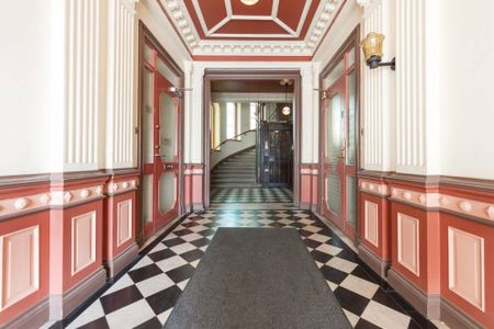 Drottninggatan 65 - Photo 2