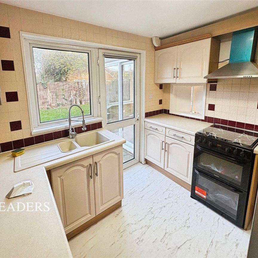 3 bedroom house to rent Kirbys Close, Over, Cambridge, Cambridgeshire, CB24 - Photo 1