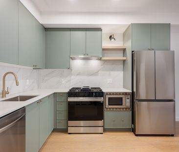 215 McBay Ln (1st Floor), Coquitlam - Photo 4