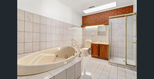 Spacious Home in Prime Location - Photo 1