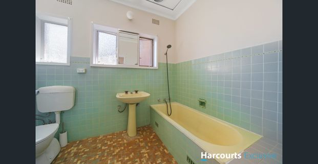 Immaculate Residence Available NOW! - Photo 1