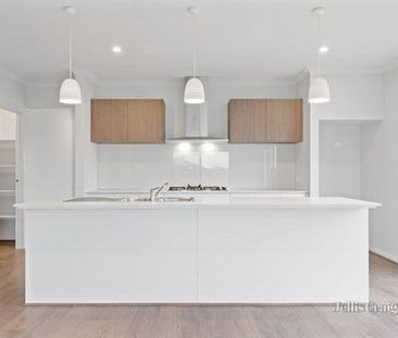 8 Cork Street, Alfredton - Photo 1