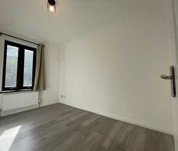 4 Bed Terraced House, Harrier Way, E6 - Photo 2