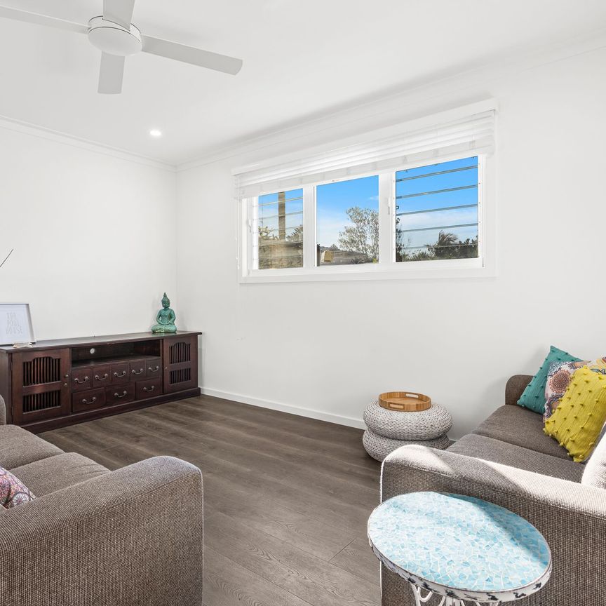 CHIC & UNIQUE BOUTIQUE STUDIO APARTMENT - Photo 1