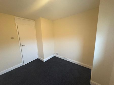 2 bedroom property to rent - Photo 2