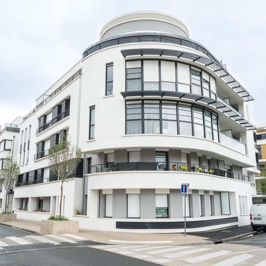 location Appartement F1 DE 28.22m² À MAISONS ALFORT - Photo 1