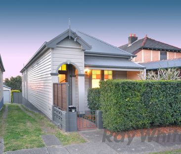 180 Denison Street, Hamilton NSW 2303 - House For Rent | Domain - Photo 4