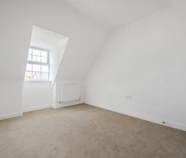 4 bedroom detached house to rent - Photo 3