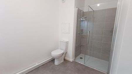 location Appartement T2 DE 46.35m² À SAVIGNY LE TEMPLE - Photo 2