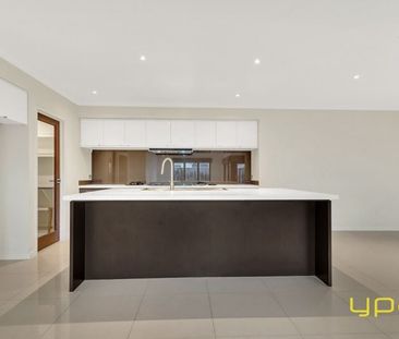 Modern Comfort with Stylish Living - Photo 4