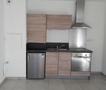 location Appartement T2 DE 38.33m² À VILLIERS SUR MARNE - Photo 6