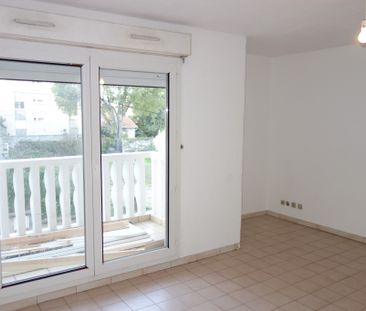 Location Appartement 1 pièce 24m² NIMES 30900 - Photo 2