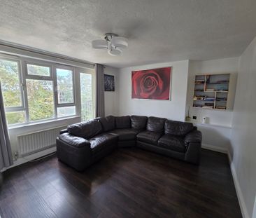 1 Bed Flat, Silbury House, SE26 - Photo 4