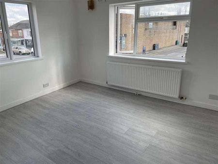 Moredon, Swindon, SN25 - Photo 4