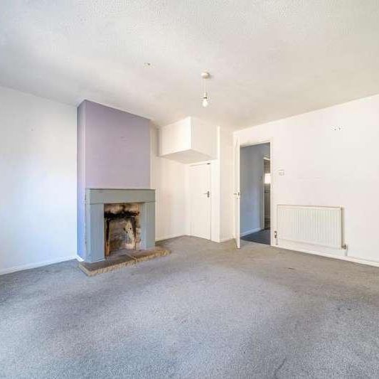 Southby, Bampton, OX18 - Photo 1