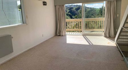 3BR Double Glazed Townhouse in Khandallah - Photo 4