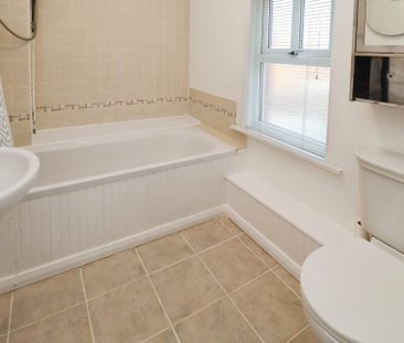 Trafalgar Drive, Bebington - Photo 3