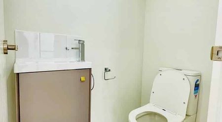 Lovingly 3Bedroom house in PAPAKURA - Photo 5