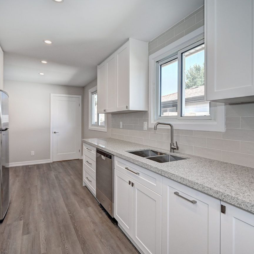 For Lease - 78 Barwood Crescent, Kitchener, Ontario - Photo 1