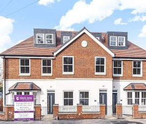 1 Bedrooms Flat to rent in Peppard Road, Sonning Common RG4 | £ 300 - Photo 1