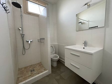 Location Appartement 2 pièces 41m² - Photo 3