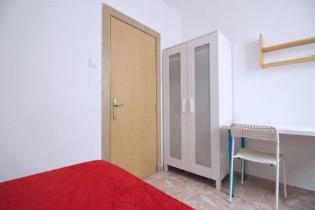 Carrer dAlbocàsser, Valencia, Valencian Community 46020 - Photo 3