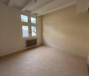 Location Appartement 2 pièces 48m² CHINON 37500 - Photo 2