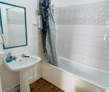 Studio to rent - Photo 6