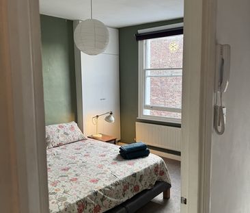 1 Bed Flat, Chesterton Road, W10 - Photo 5