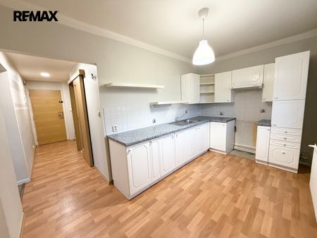 Pronájem bytu 2+1 55 m² - Fotografie 4