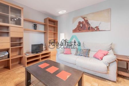 Alquiler de dúplex en Calle Rafael Gallego Sainz - Foto 4