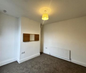 22 Glandore Gardens, Belfast, BT15 3FF - Photo 3