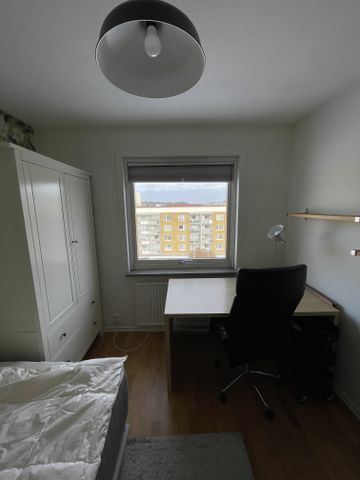 Övre Hallegatan, Göteborg - Photo 4