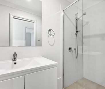 Coming Soon... Brand New Two Bedroom Duplex Home With A Single Garage - Photo 6