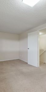 Point West Townhouses - Photo 4