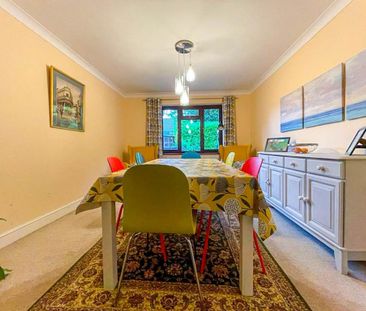 4 bedroom detached house to rent - Photo 3