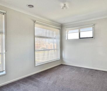 Modern Family Home in Manor Lakes! - Photo 3