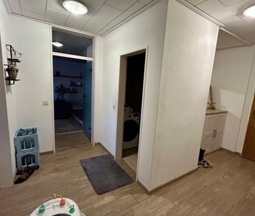 Obergeschosswohnung in zentraler Lage! - Photo 3