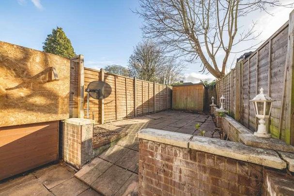 Westmead, Windsor, SL4 - Photo 1