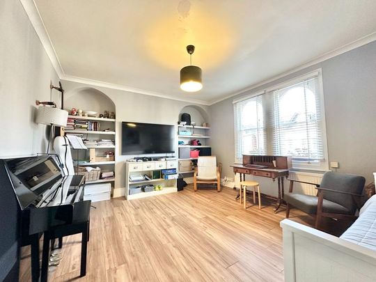 3 bedroom apartment to rent - Photo 1