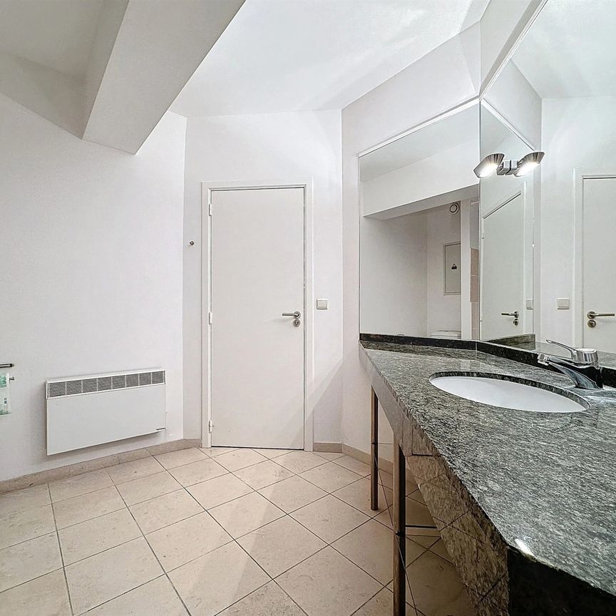 Appartement te huur - Foto 1