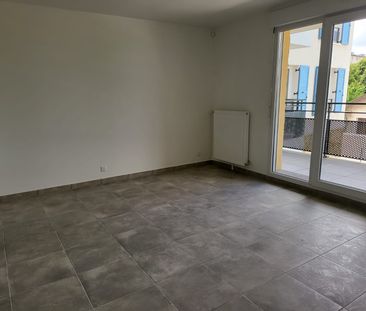 Location Appartement 2 pièces 40m² EPONE 78680 - Photo 1