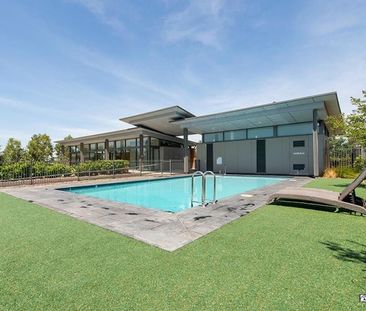 Stunning 4-Bed, 2-Bath Terrace Home + Resort-Style Amenities - 88 L... - Photo 2